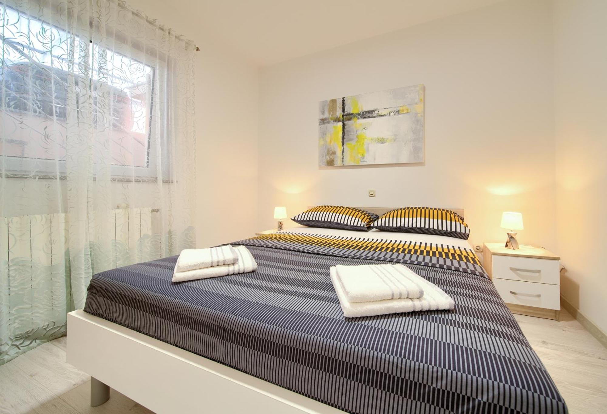 Apartmani Assa Krk クルク エクステリア 写真